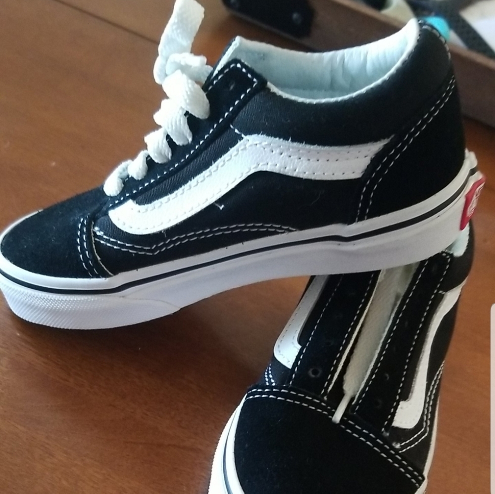 Kids size 11 Vans